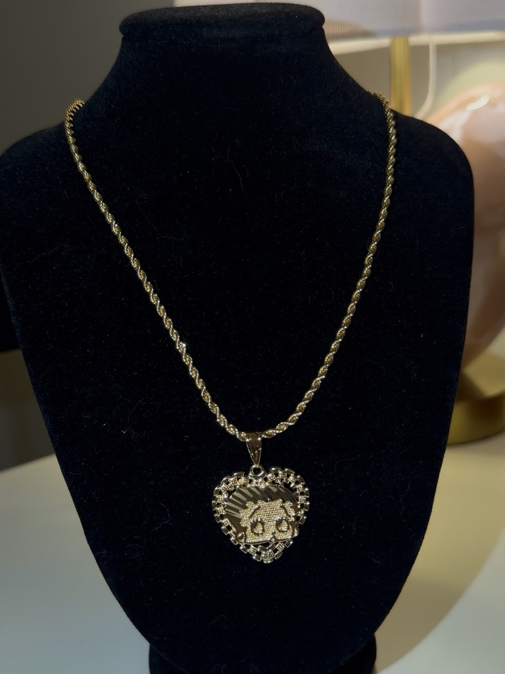 Betty gold plated necklace